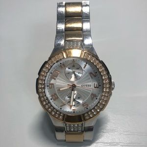 GUESS WOMEN’S WATCH